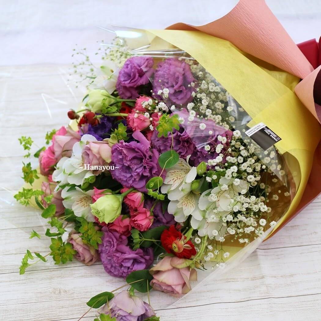 ＊*..お花が溢れるロマンティックアレンジ..＊°..お花の贈り物 あの人の心をくすぐるブーケ「ロマンティック」(花束033) | 花you