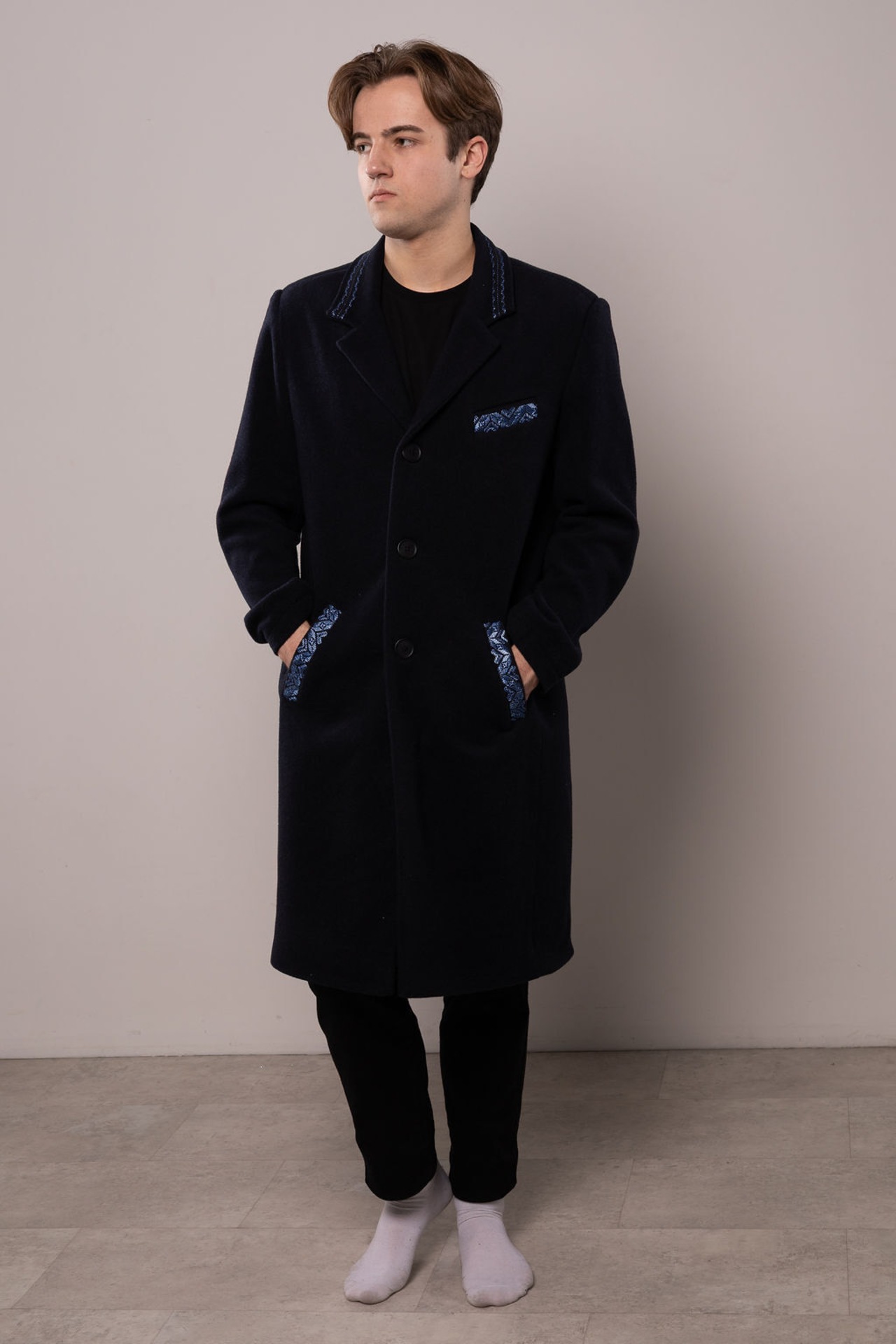 ウクライナ刺繍ロングコート　手縫い　プレミアムウール - 5