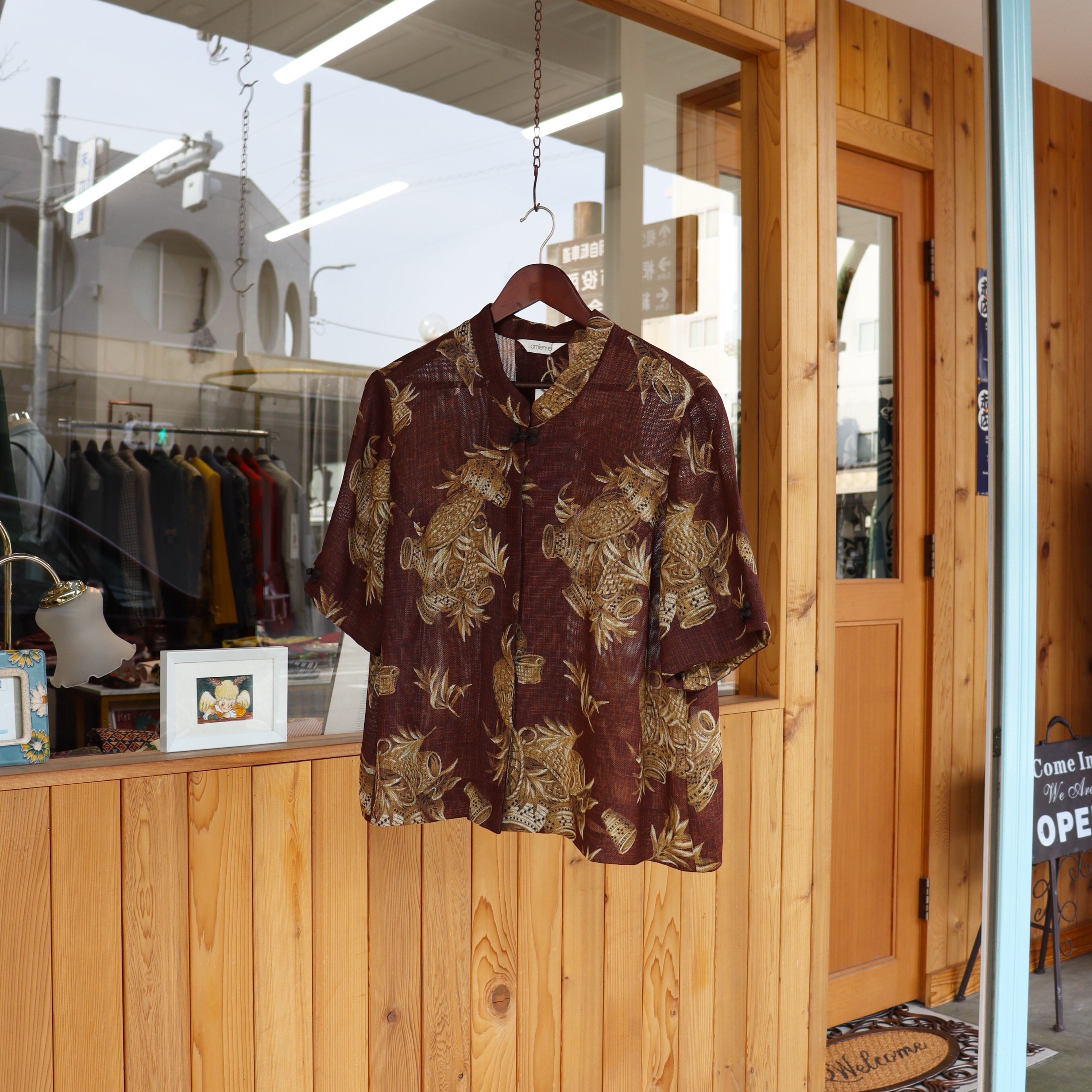 JAPAN vintage retro shirt