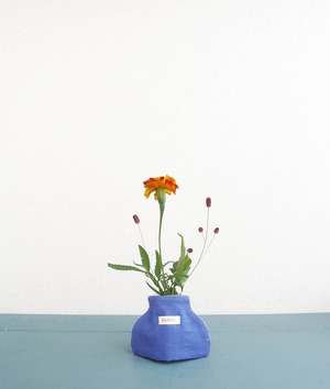 たためる花瓶S／ブルー