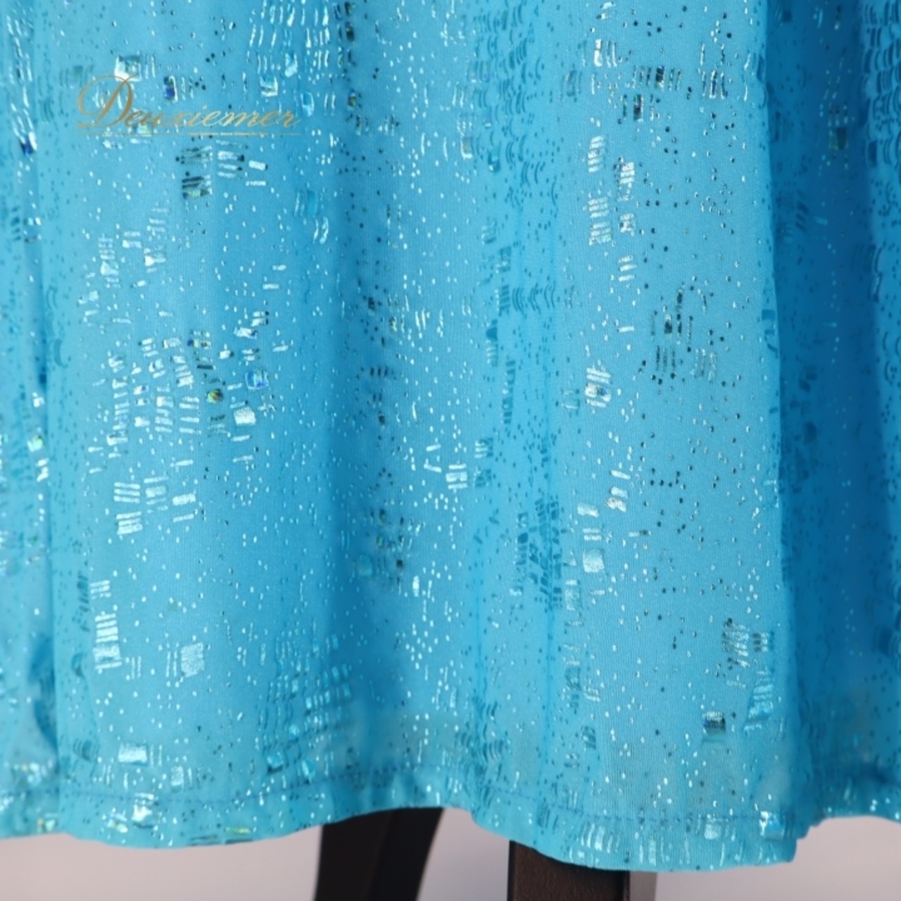 社交ダンス 衣装 スタンダードドレス ドレス ワンピース パーティ 発表会 水色 ラメ キラキラ ブルー系 伸縮 ダンス レース 綺麗 華やか おしゃれ スカート 反射 輝く 軽量 発表会用 イベント用 フェスティバル コスチューム フィット感