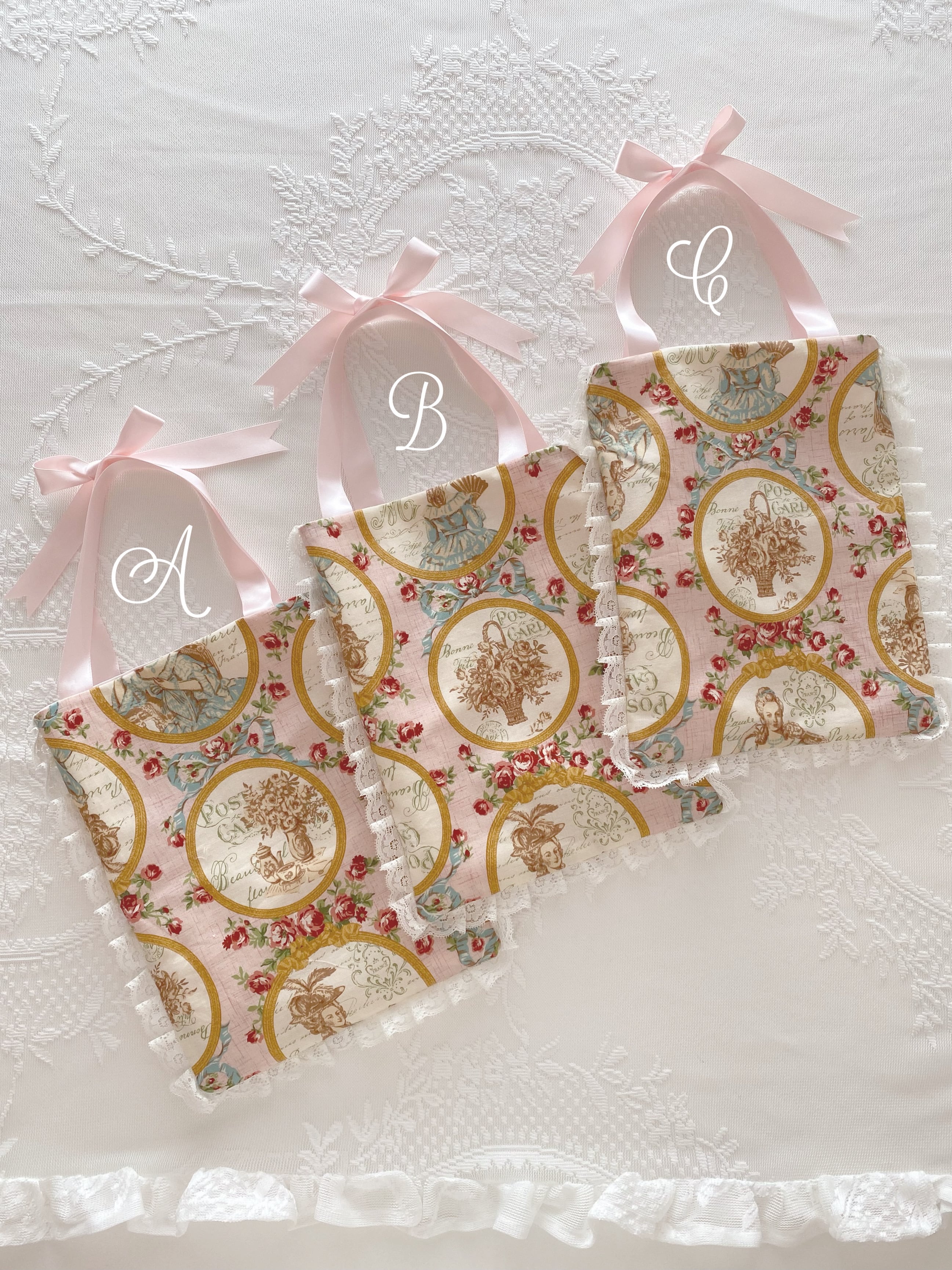 Marie Antoinette mini bag