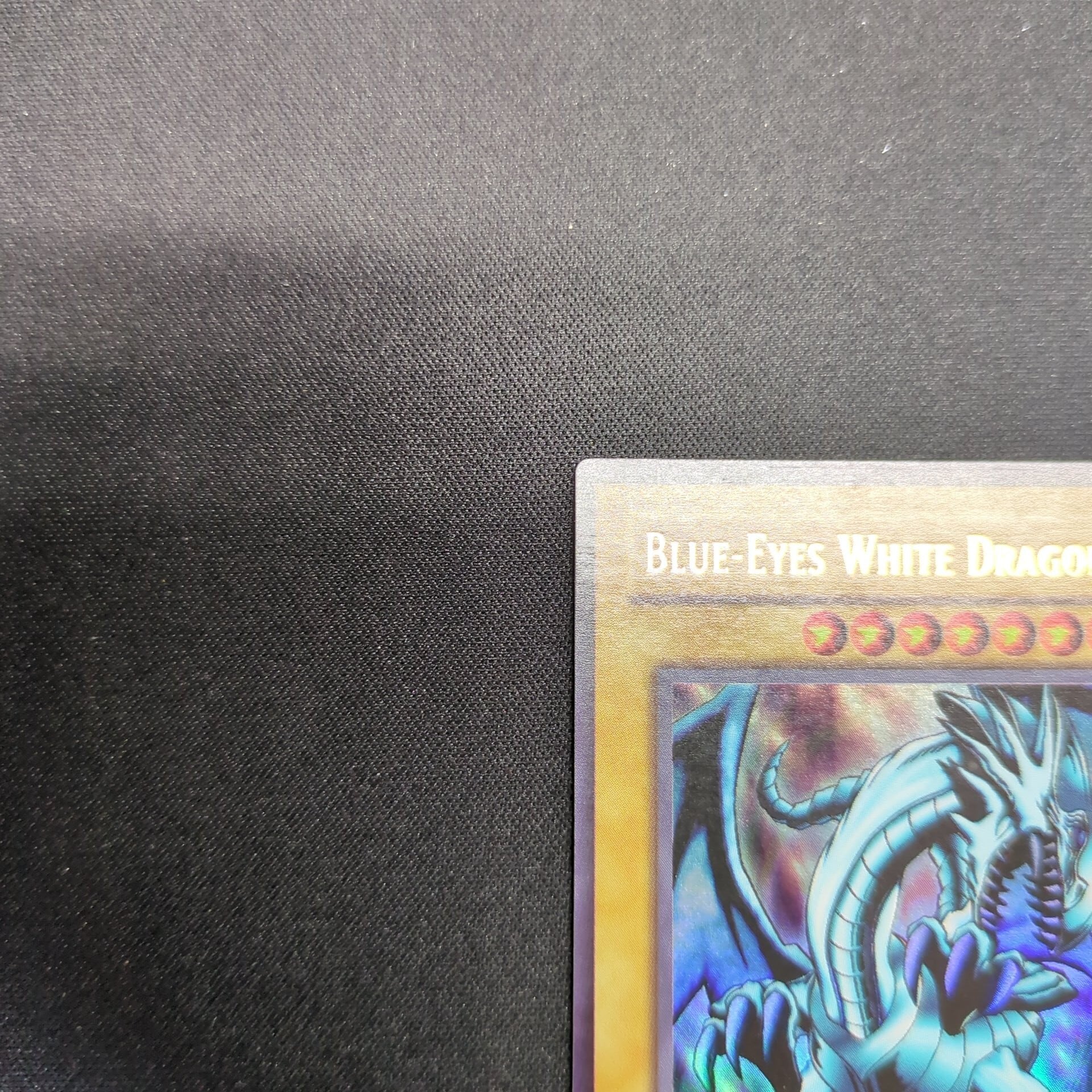 遊戯王 オーストラリア版 青眼の白龍 LOB-A001 1st Edition 遊戯王 オーストラリア版 青眼の白龍 LOB-A001 1st Edition