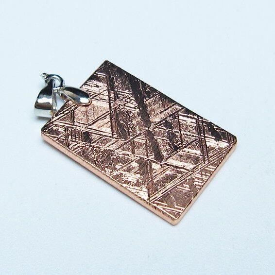 ギベオン ペンダント 隕石 メテオライト ピンクゴールド 一点物 おまかせ便 112-13503