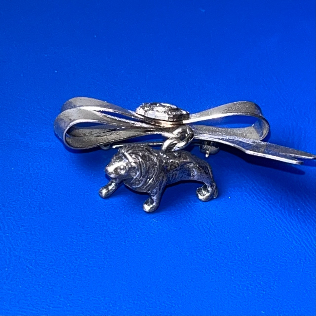 vintage silver " lions clubs international " brooch made in mexico