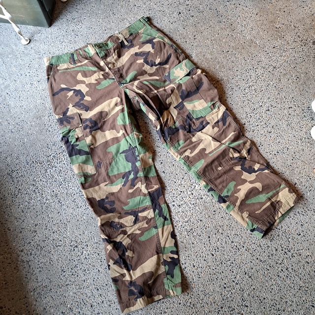 00's アメリカ軍 ウッドランドカモ コンバットパンツ used [401017]