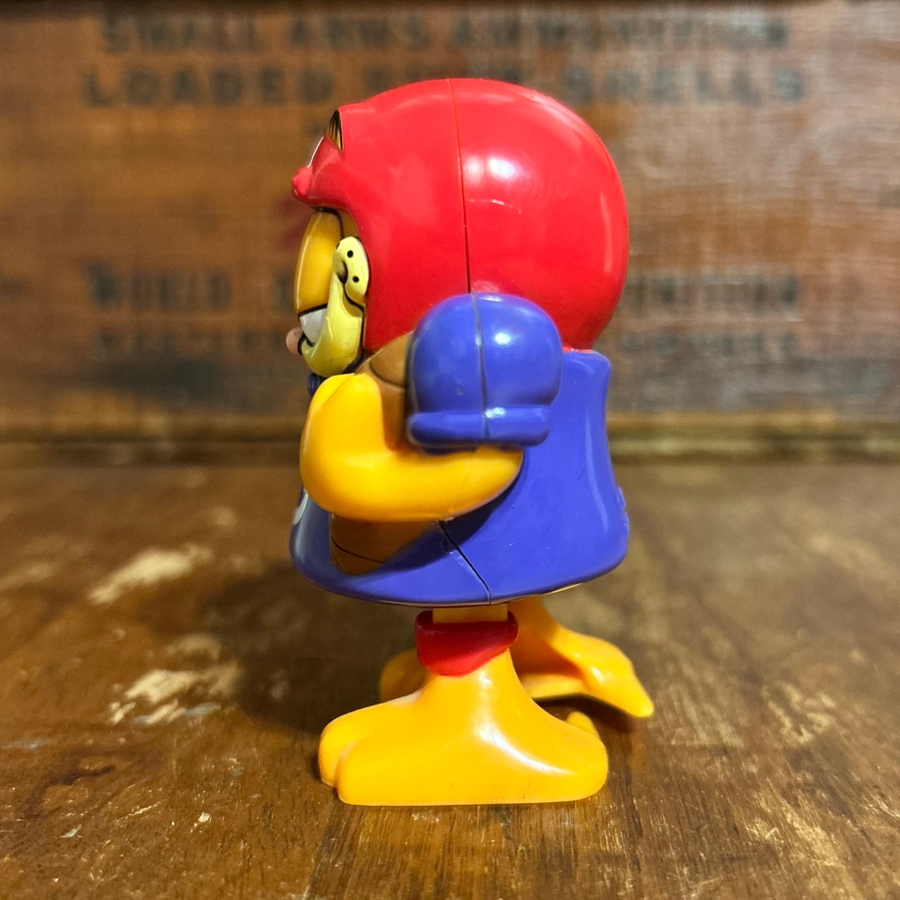 1999 ガーフィールド アメリカンフットボール ゼンマイ ミールトイ DAIRY QUEEN GARFIELD Football Player Wind-Up Toy MD-78