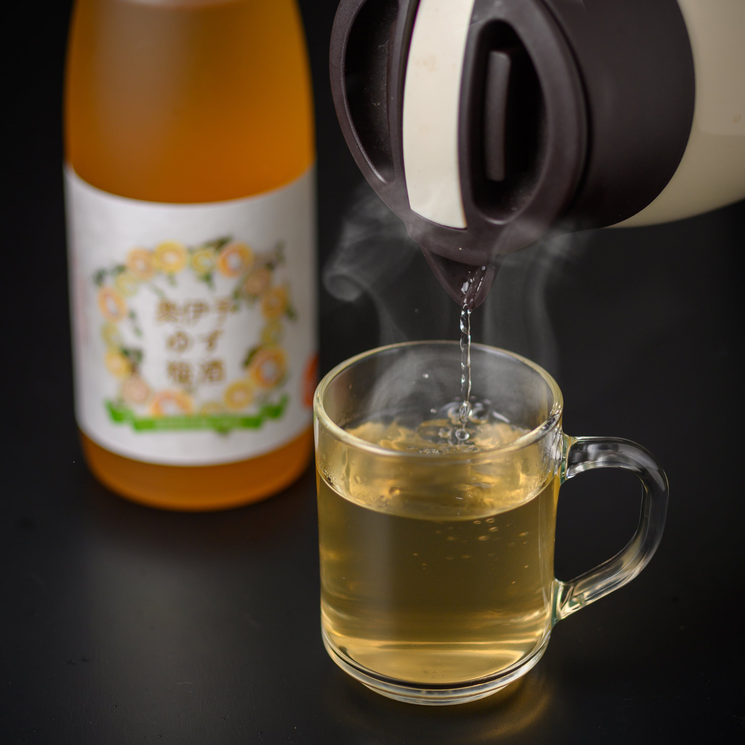 ☆ゆずの上品の香りが特徴的☆奥伊予ゆず梅酒 720ml【愛媛県産ゆず使用