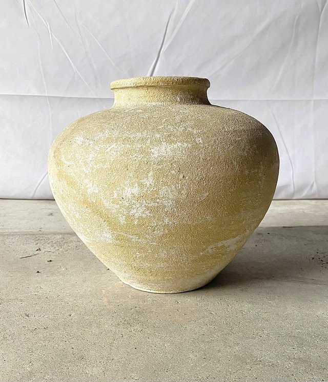 品のある壺[古家具]