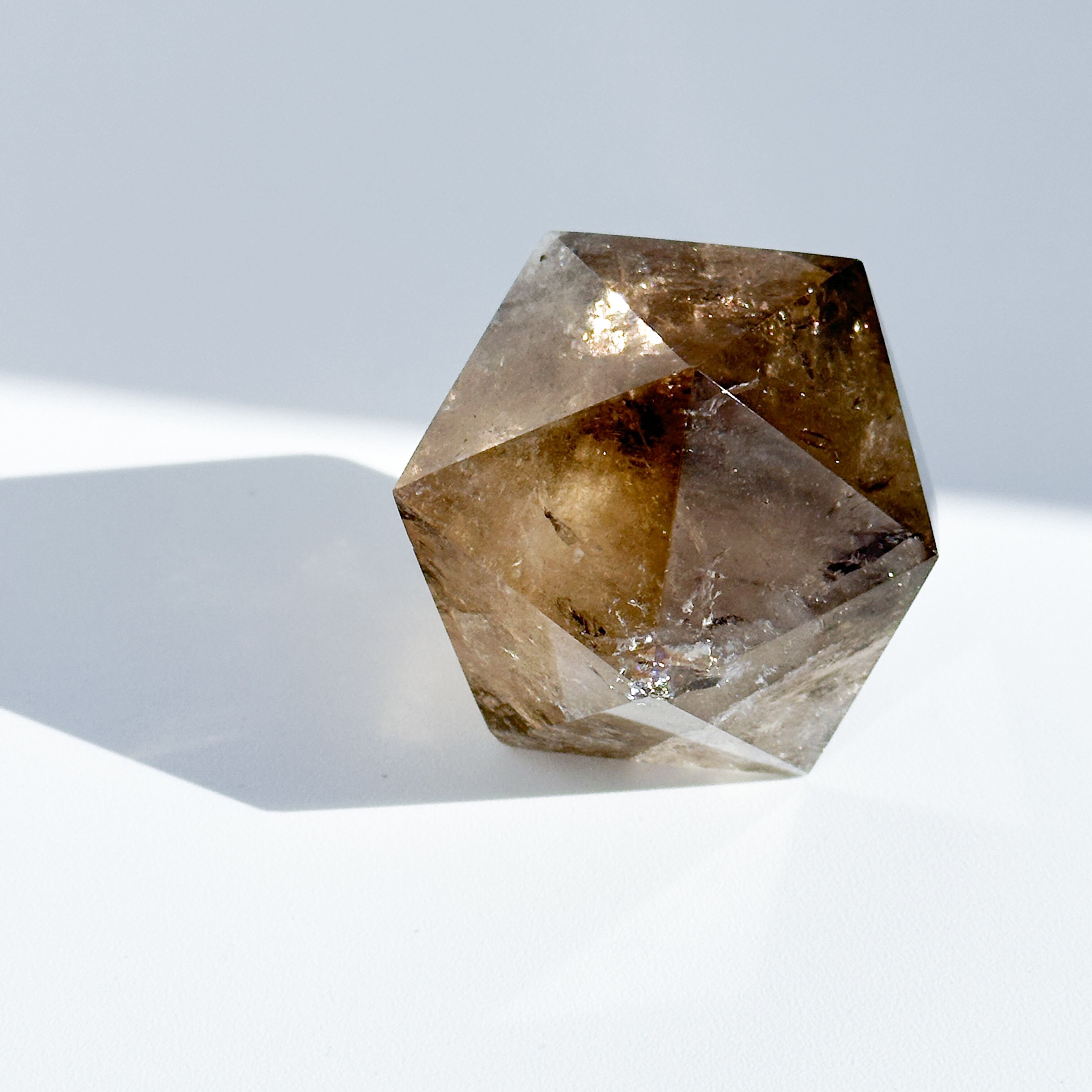 ミナスジェライス産スモーキークォーツ 正二十面体34◇ Smoky Quartz