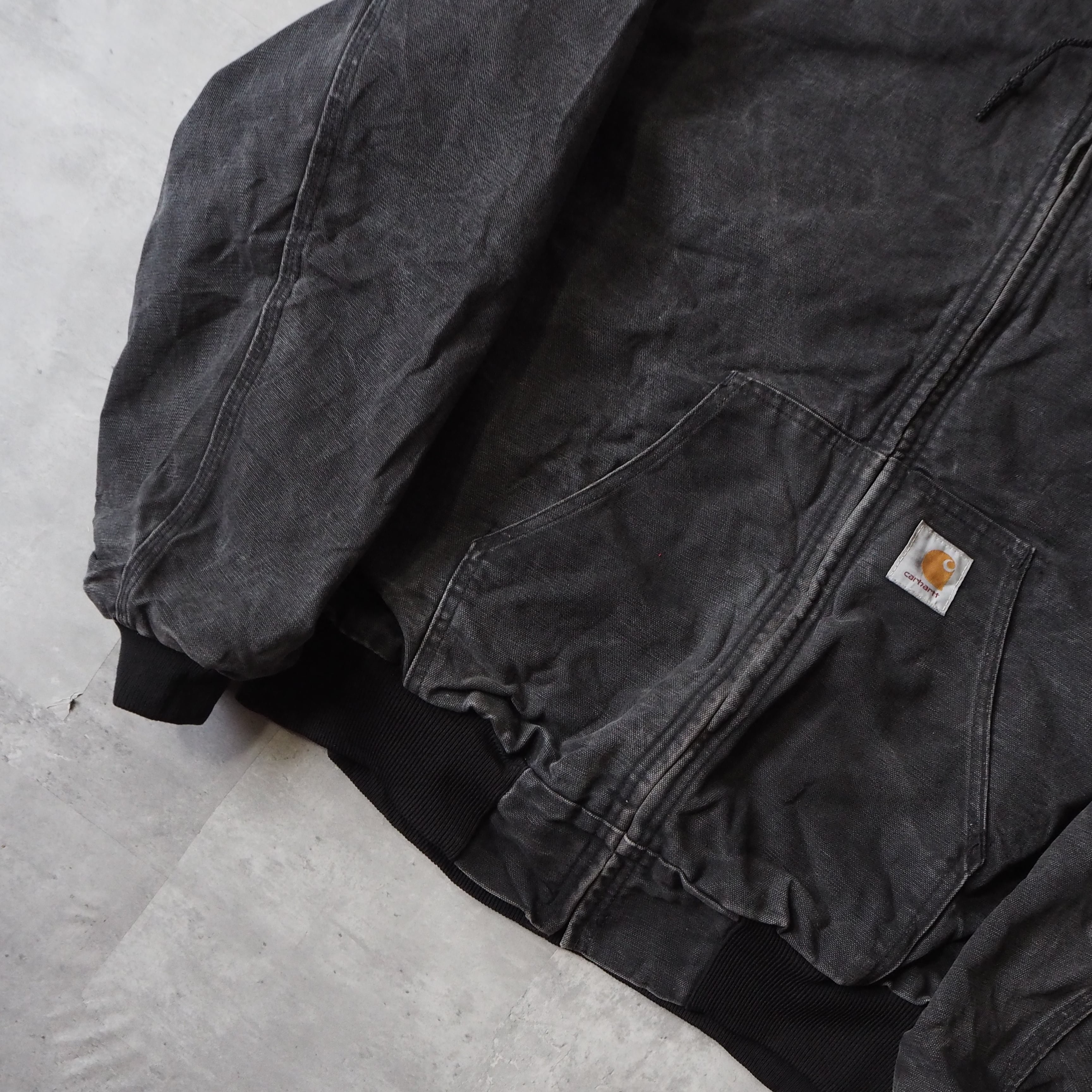 80s-90s “carhartt” deep black active jacket crafted with pride in