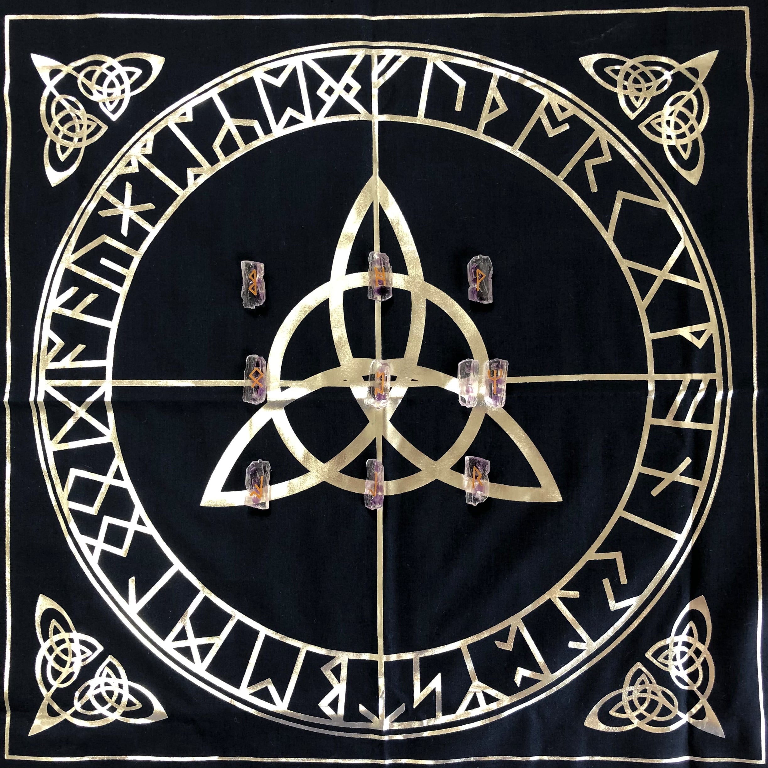 満月のルーンリーディング お守り画像つき Runes ルーンズ