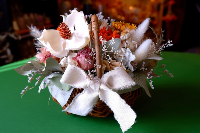 かごアレンジメント 　オレンジ系