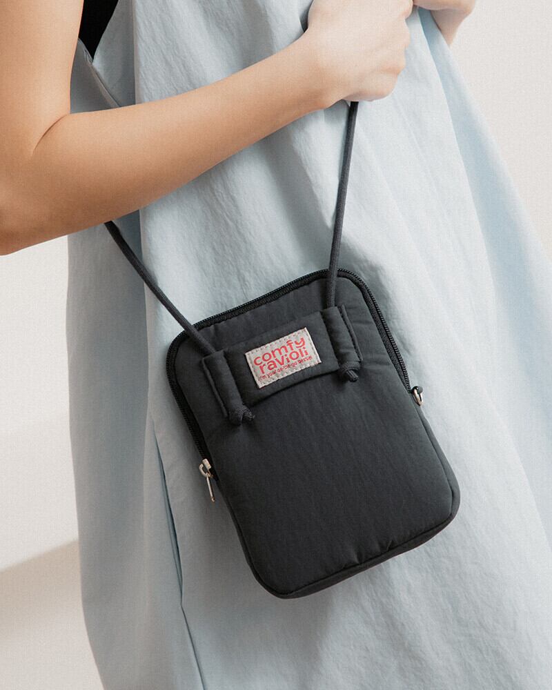 予約【Comfy Ravioli】 city pop sacoche (Charcoal) BITEME | haneulpet