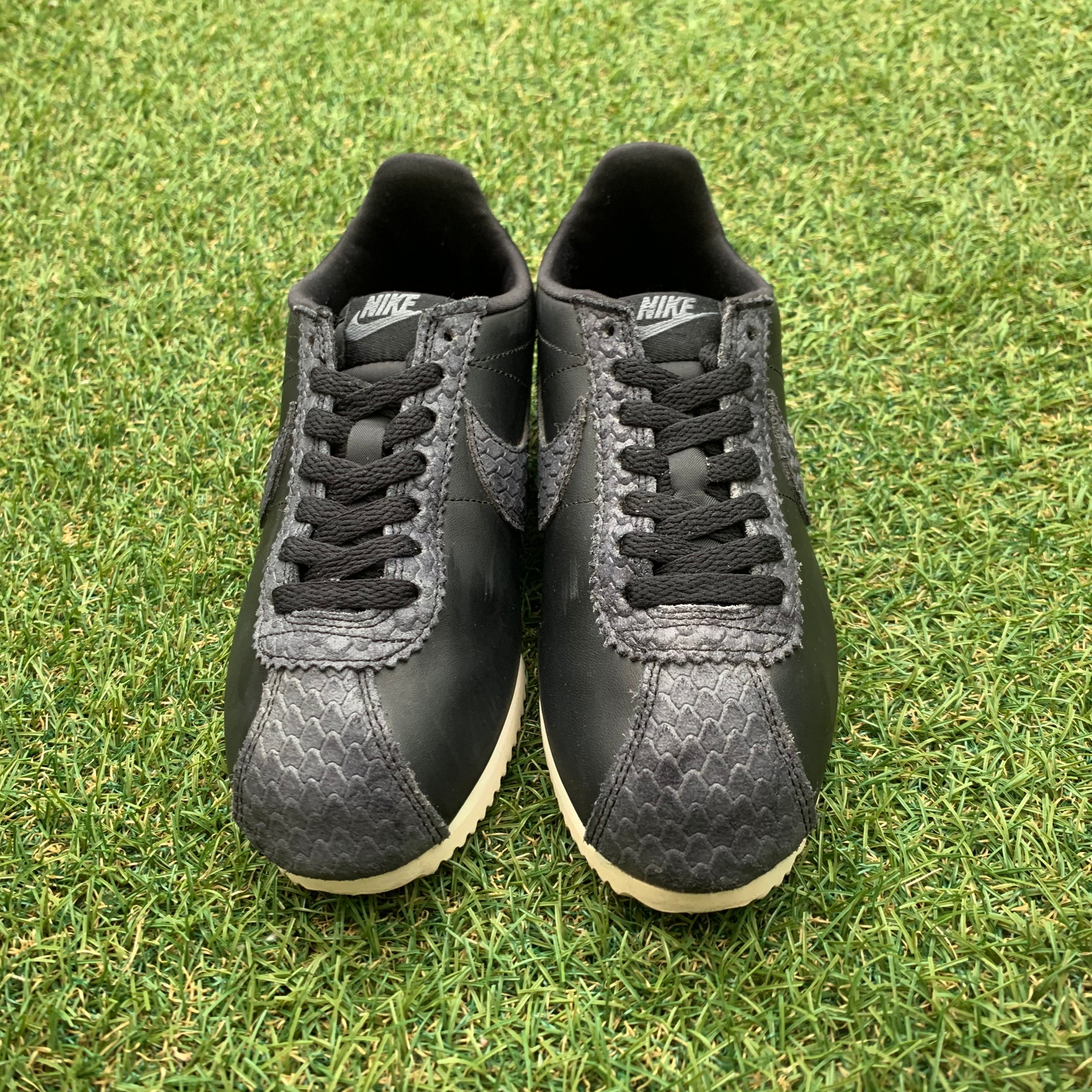 NIKE CLASSIC CORTEZ PREMIUM ナイキ クラシック コルテッツ