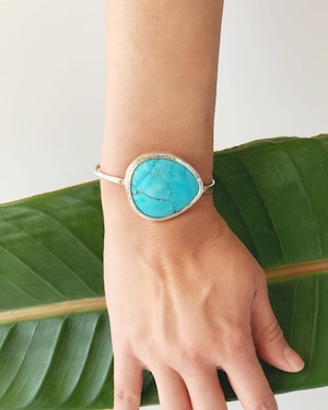 Turquoise silver bangle / big