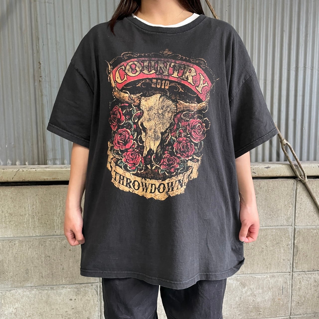 COUNTRY THROWDOWN ツアー 両面プリントTシャツ メンズXL相当 古着