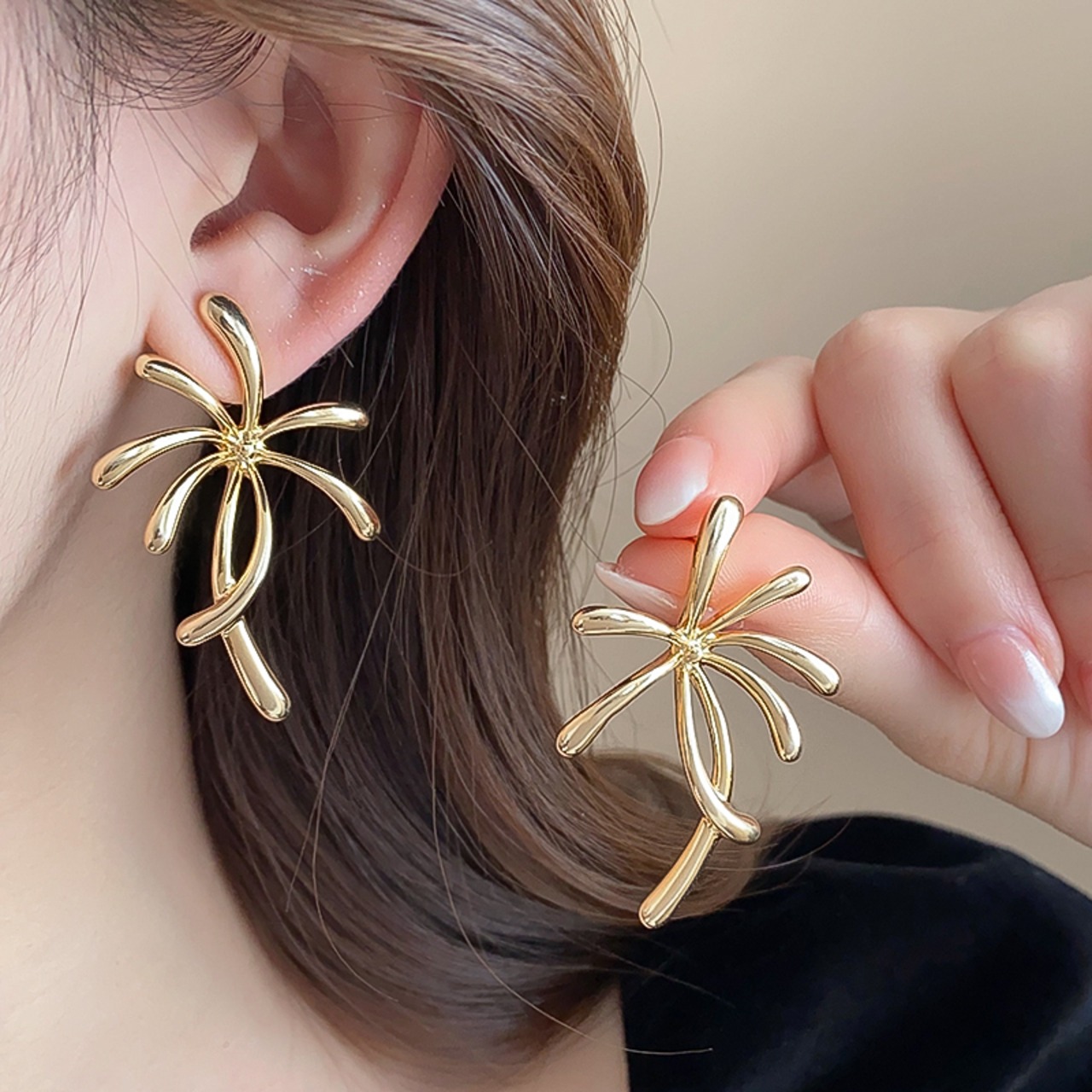 アーティスティック スタッドピアス 90032