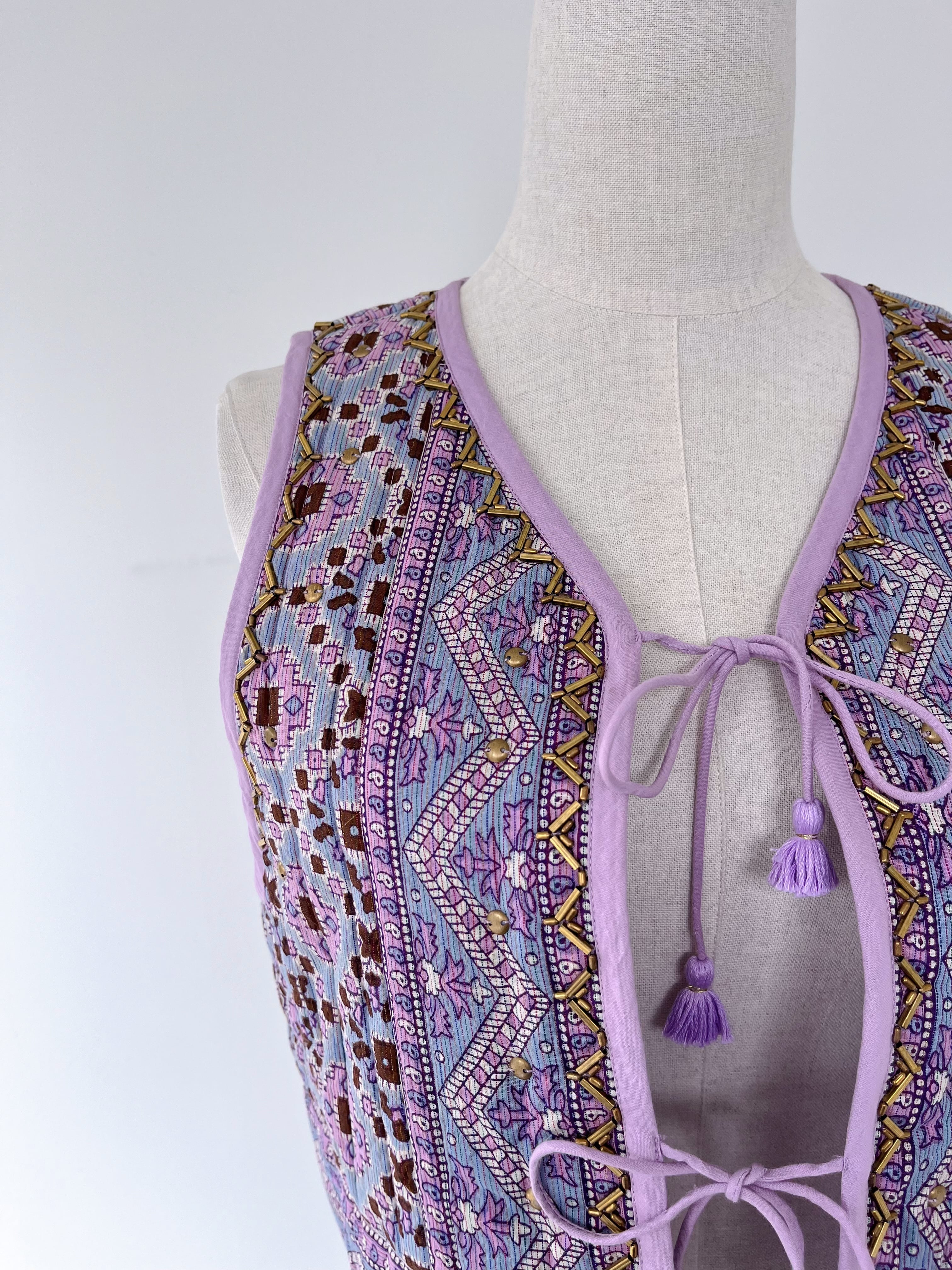 Sara Mallika Kareena Square Print Beads Gilet | KOKO