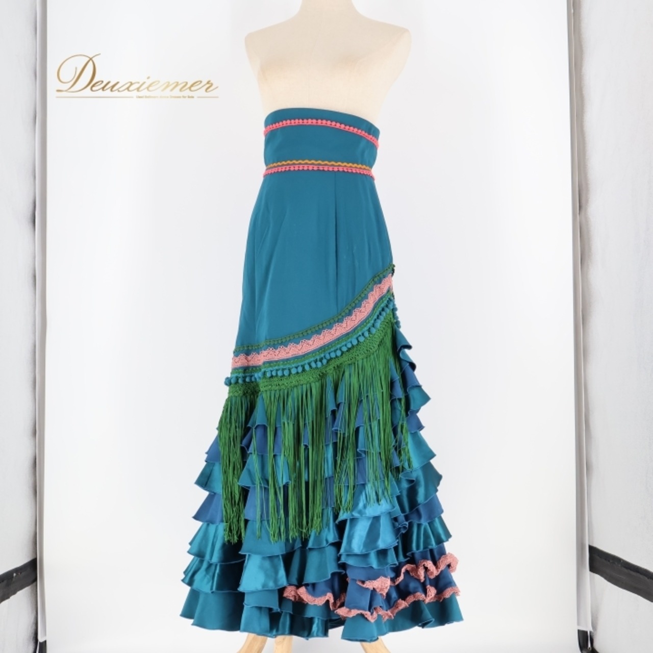 フラメンコ 衣装 ソニアジョーンズ SONIA JOHNES ファルダ スカート フリンジ ボランテ フリル 青緑 緑 レース ハイウエスト フレコ 発表会 パーティ ダンス ブルー系 グリーン系 オレンジ系 フェスティバル ステージ 衣装 エレガント ボリューム感 パフォーマンス おしゃれ 女性用 可愛い フリンジ付き 派手