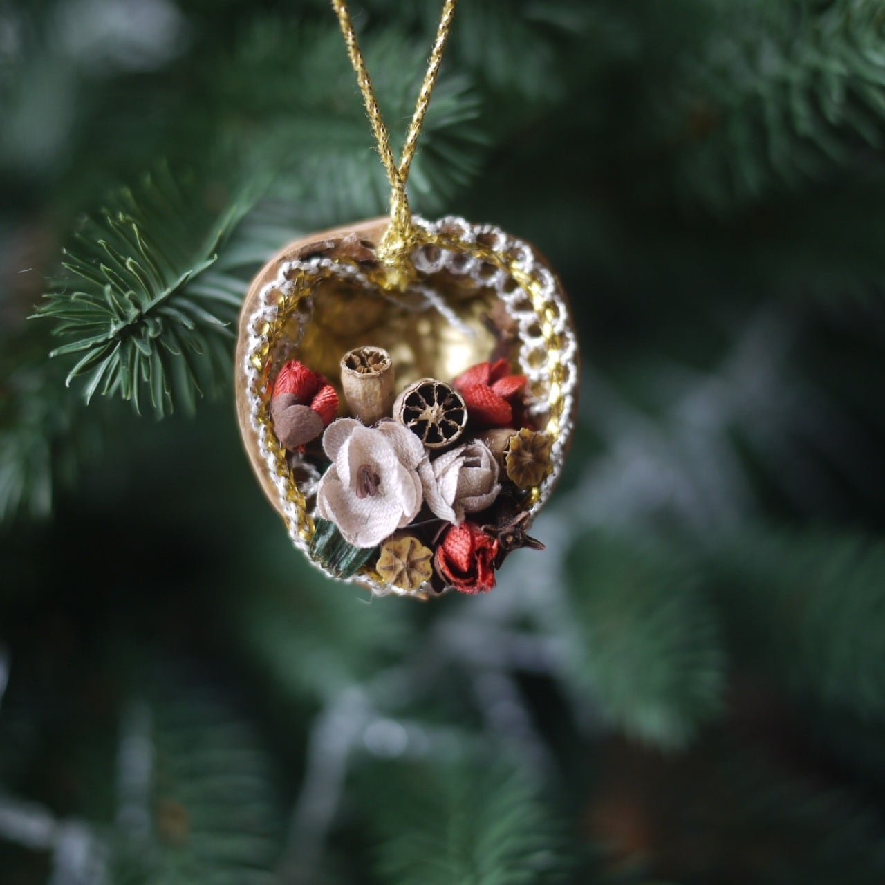 くるみ飾り ヴィンテージアートフラワー ドイツ