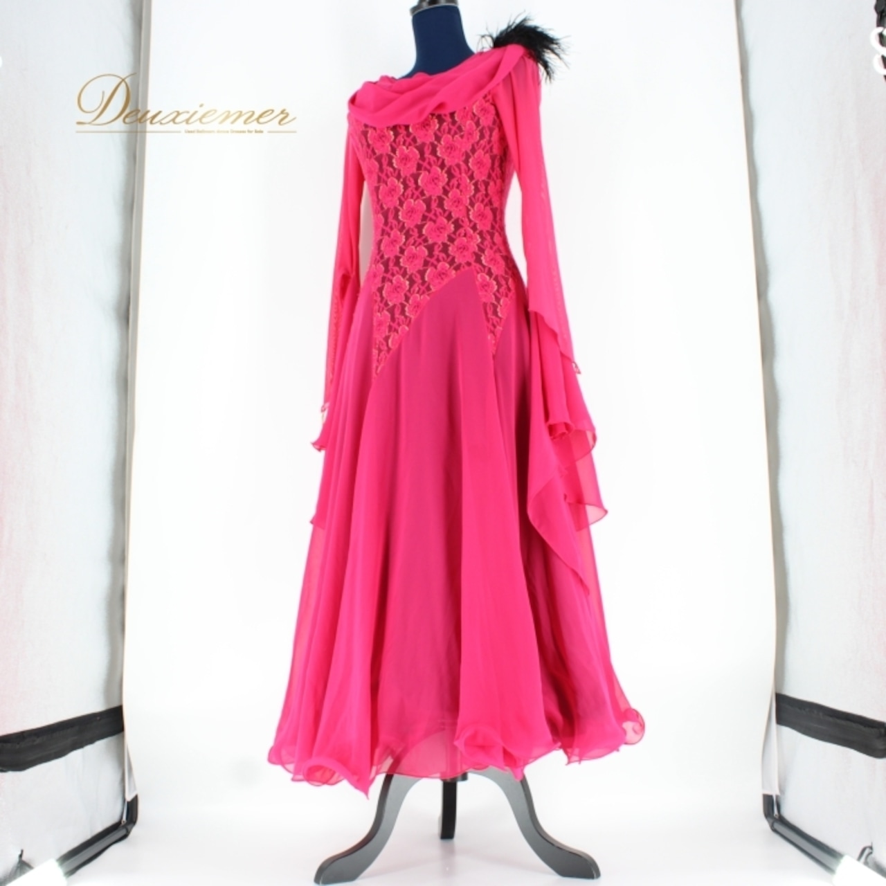 社交ダンス 衣装 スタンダード ドレス ワンピース パーティ衣装 レディース オールシーズン 黒 花柄 prima boutique プリマブティック ピンク系 ブラック系 レース フロート マゼンダピンク フロート付き 伸縮性 有り 軽やか 洗練 可愛い