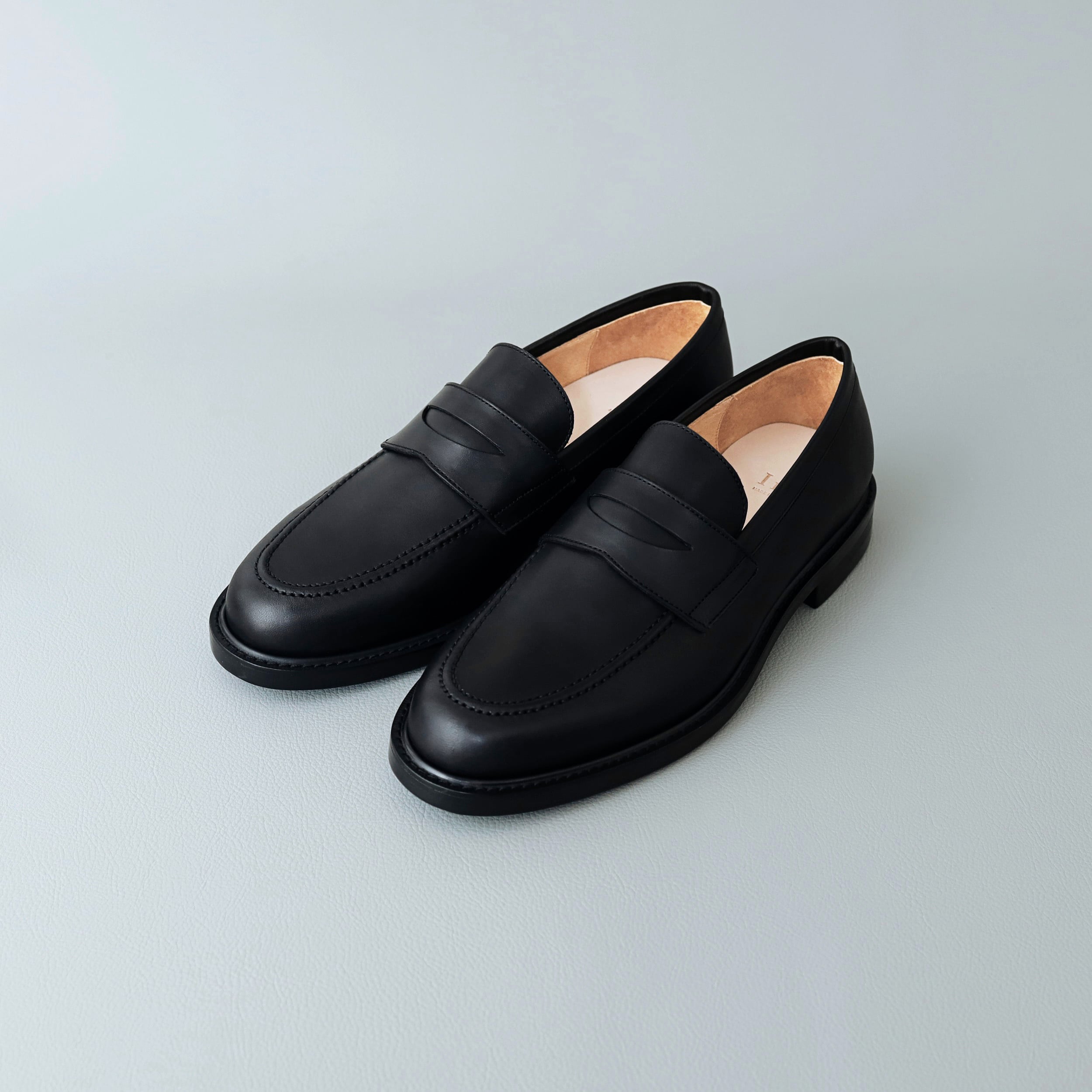 【Iru】CLASSIC COIN LOAFER【受注生産】【1月中旬〜1月下旬　発送予定】 | LIBERTAS公式ショップ powered by  BASE