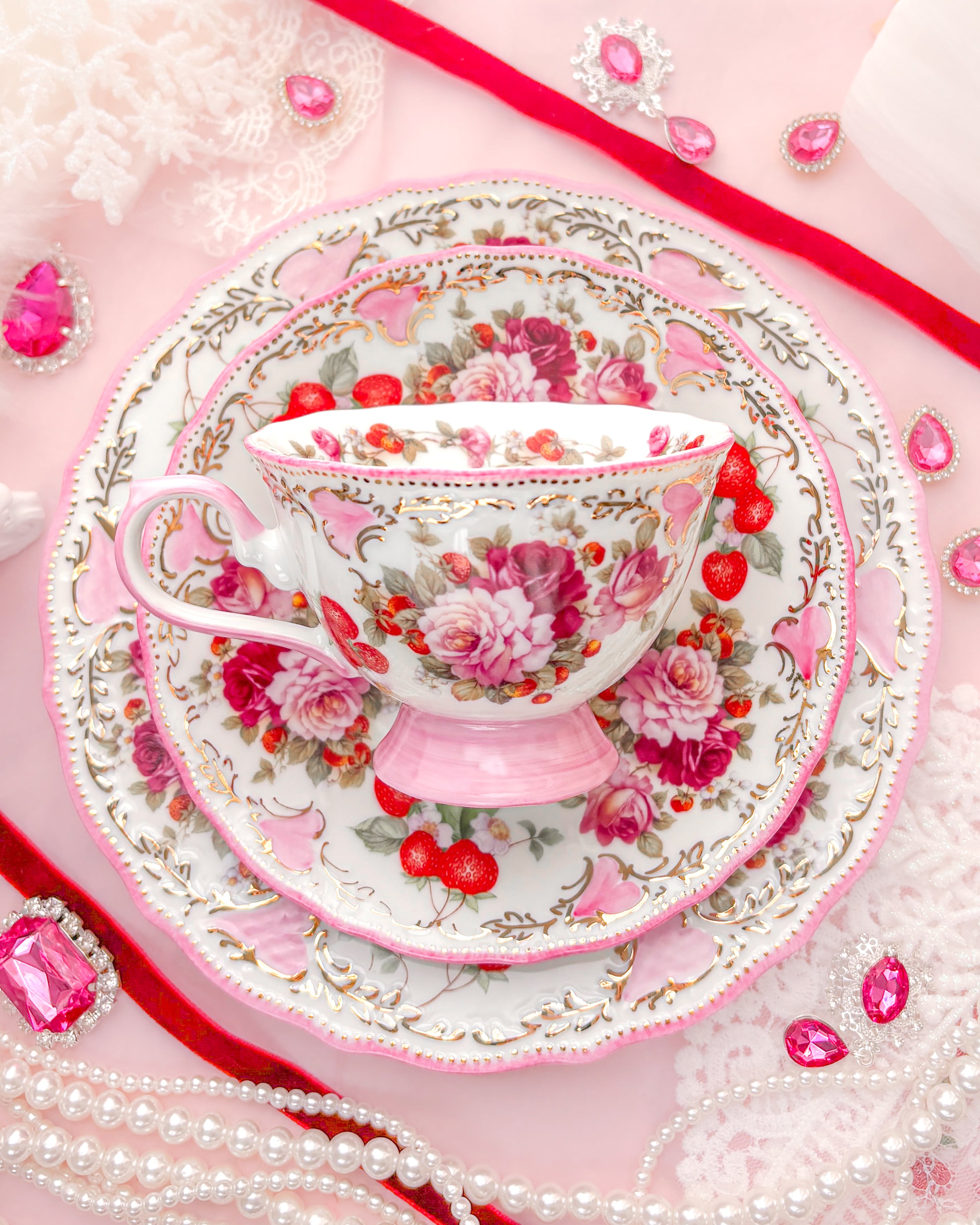 Strawberry Rose ❤︎〜苺薔薇のカップソーサー〜 | Blanche Neige