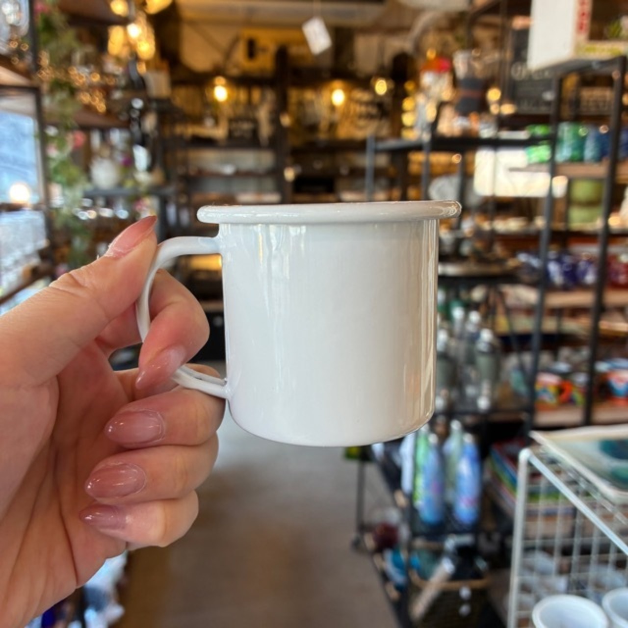 POMEL White mug S / ホーロー マグカップ S ホワイト 白 シンプル ミニサイズ コンパクト コップ 歯磨きコップ 洗面 キッチン雑貨 コーヒー 牛乳 紅茶 小さめ ギフト プレゼント
