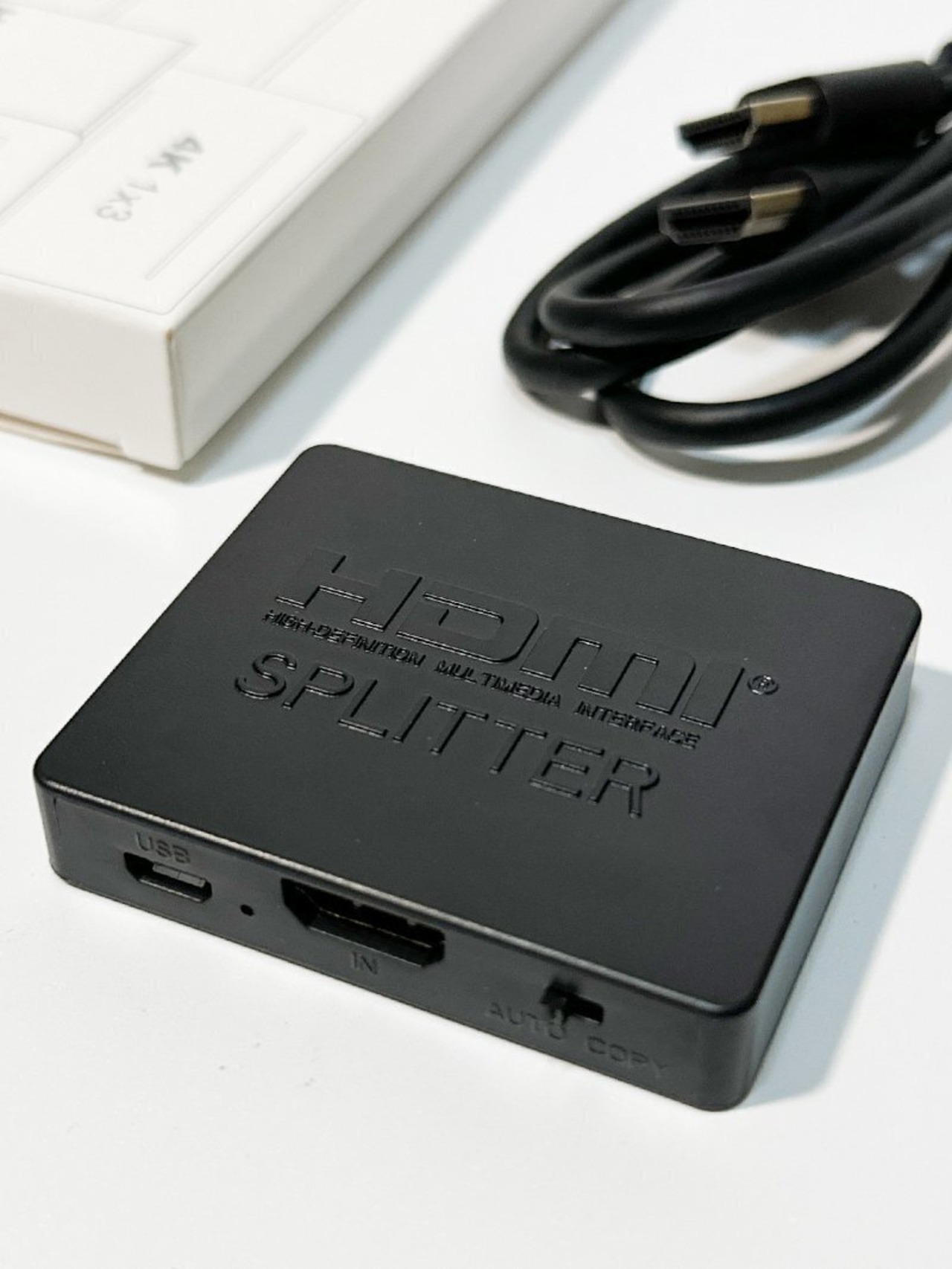 HDMI分配器 4K 1入力2出力 3D フルHD 1080P HDCP1.4対応 二股 同時出力 ケーブル付属 XBOX PS5 HDTV DVDプレーヤー