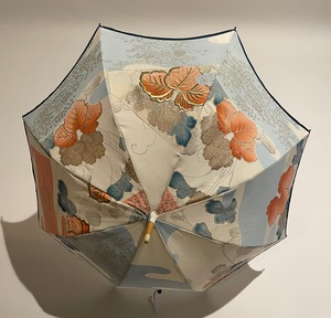 振袖で作る日傘　Handmade  parasol  with antique "KIMONO  fabric