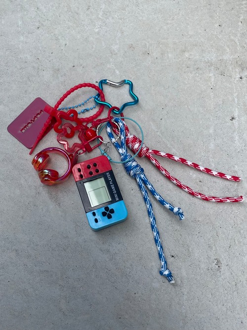 "POPTONE" key charm