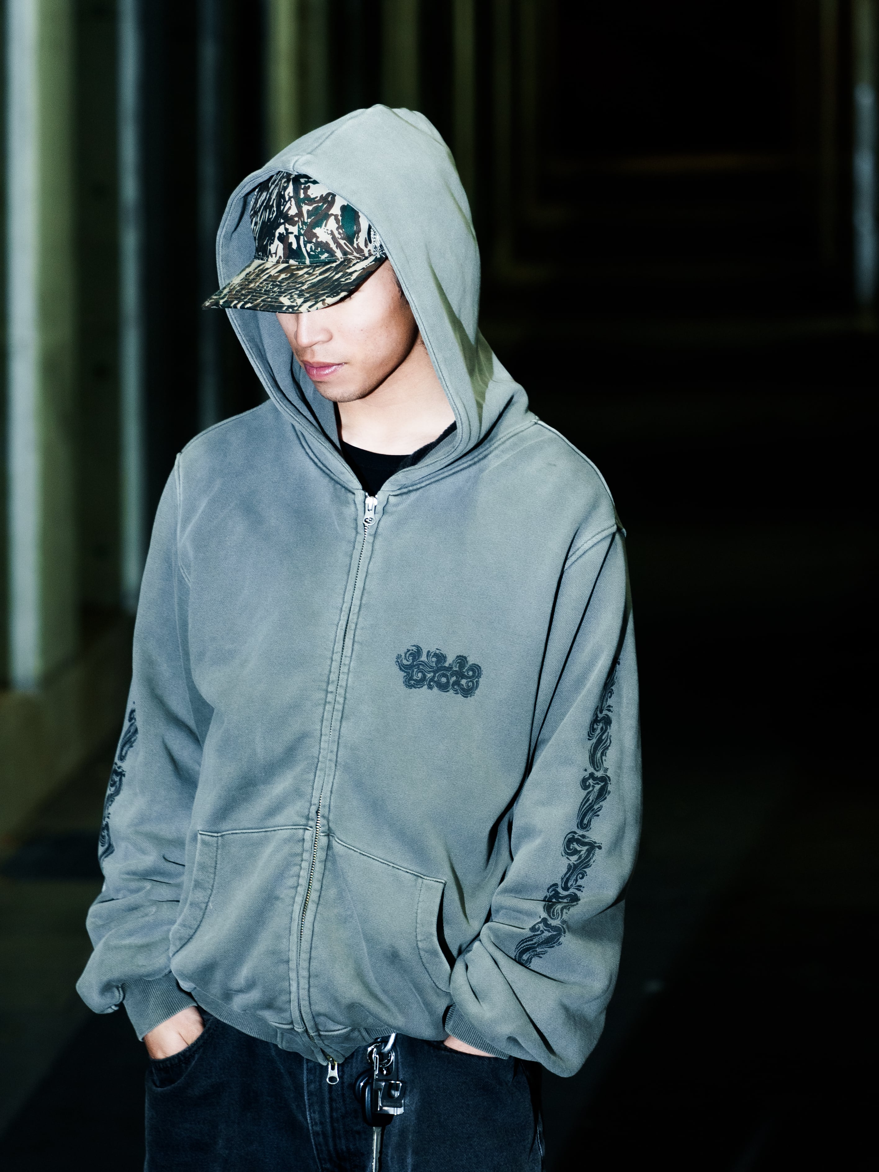 777 LINE LOGO HOODIE | NOMADIK STORE