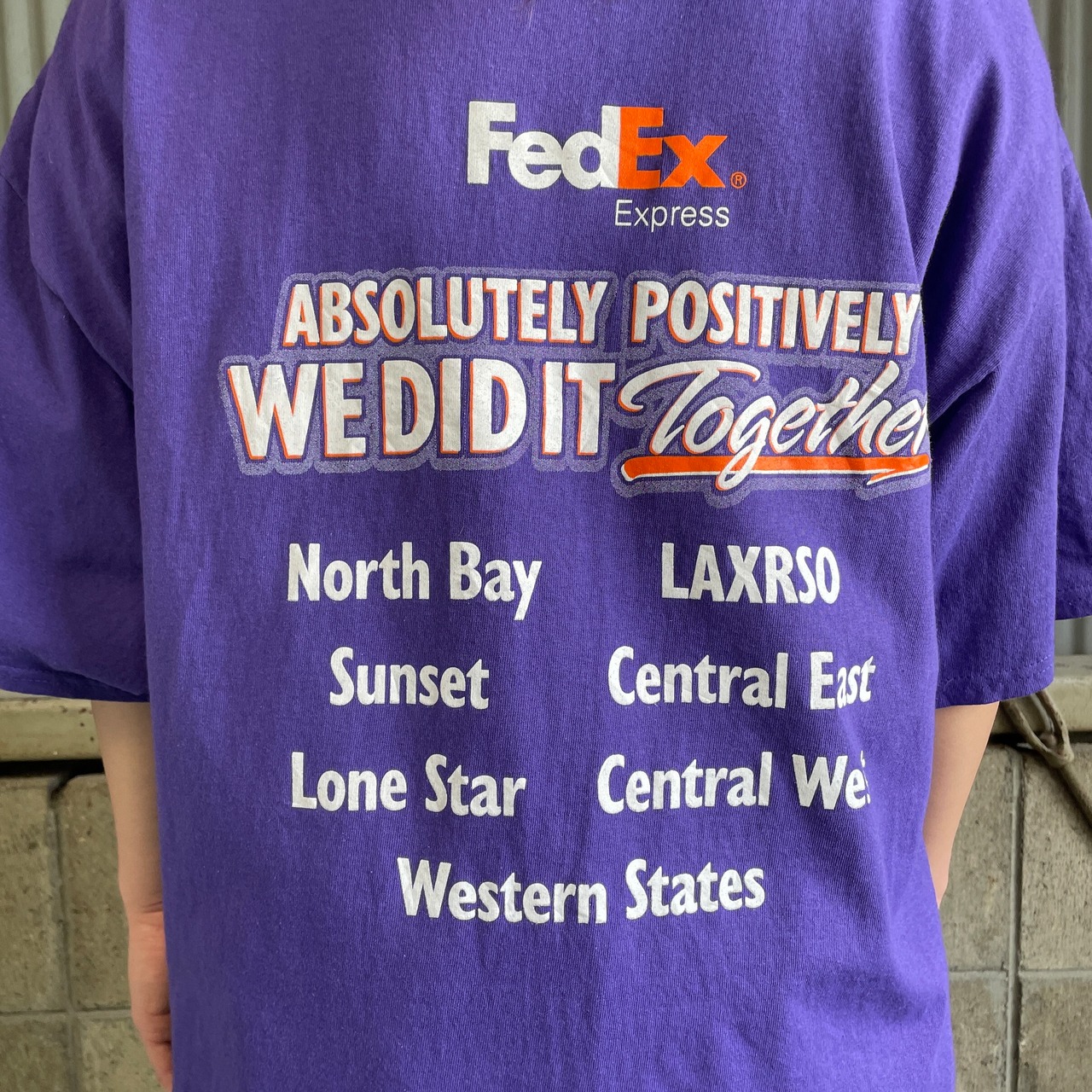 FedEx フェデックス 企業 アドバタイジング プリントTシャツ メンズXL 