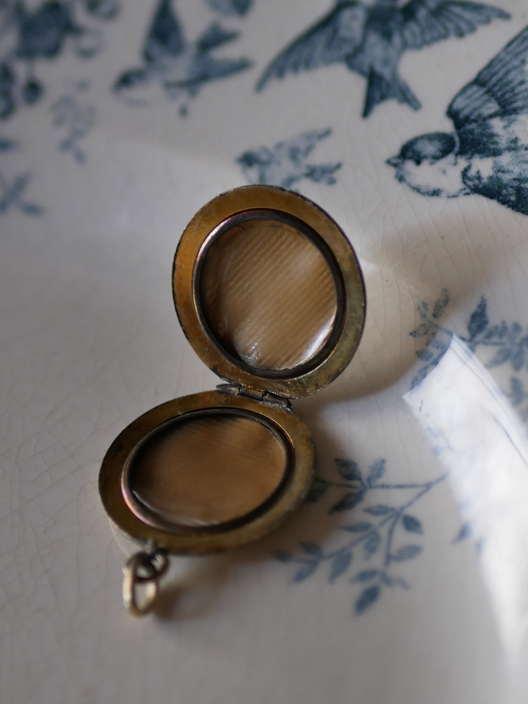 宿り木 PARIS ロケットペンダント フランスアンティーク ネックレス