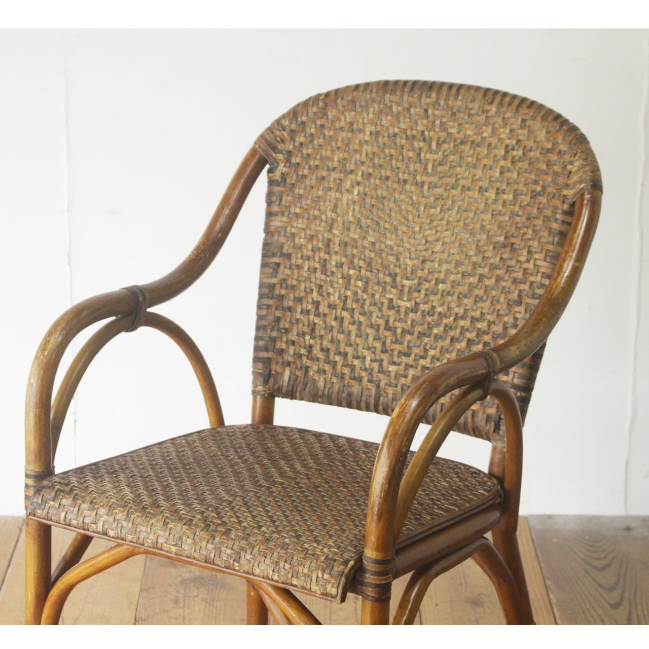 ラタン 籐家具 本革 チェア 椅子 アーム ダイニング リビング レザー ヴィンテージ 4/PDT15140