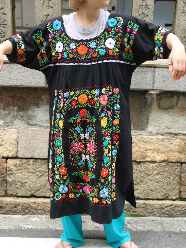 Mexican embroidery dress【6108】