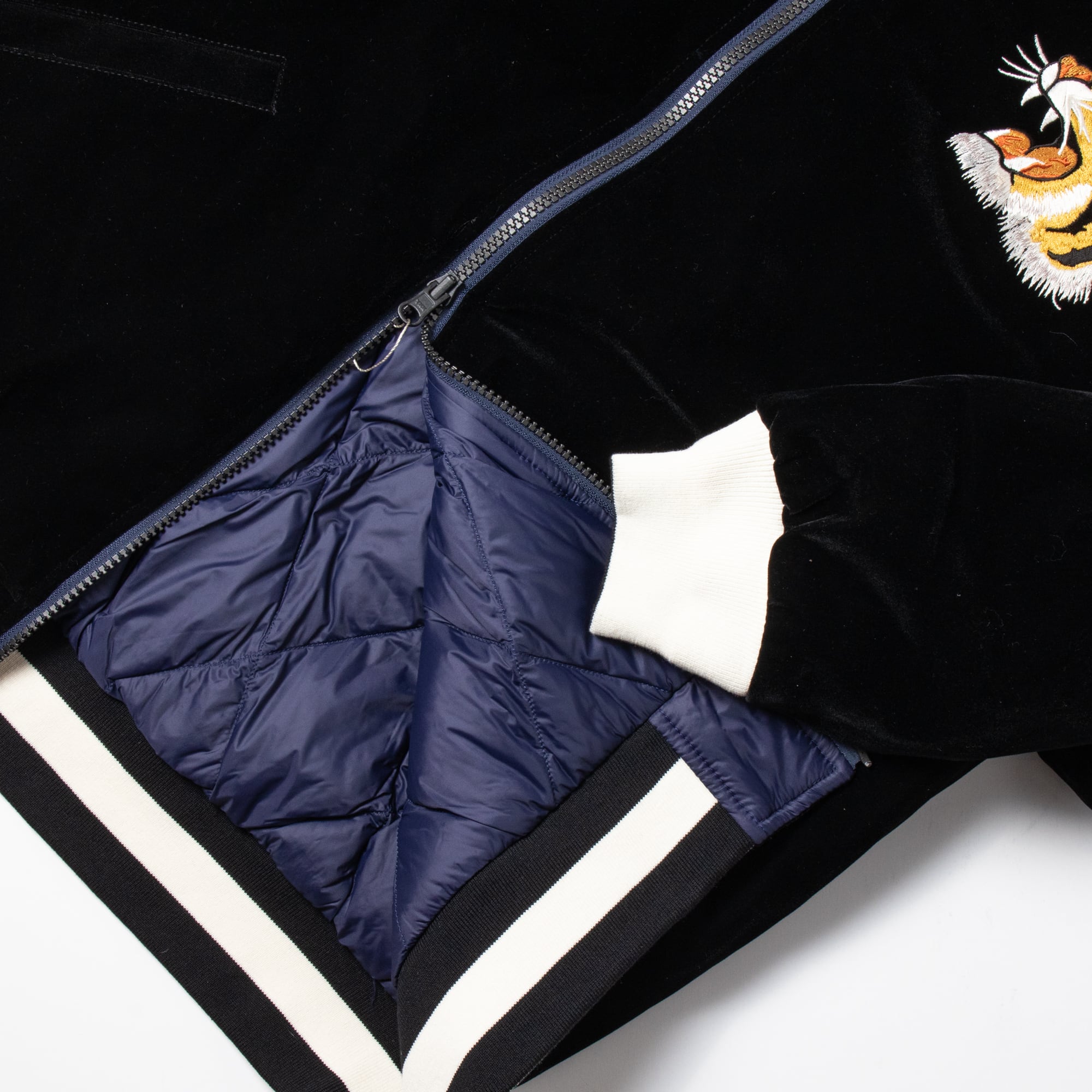 UNISEX】ジャパンスペシャル リバーシブル スカジャン ダウン