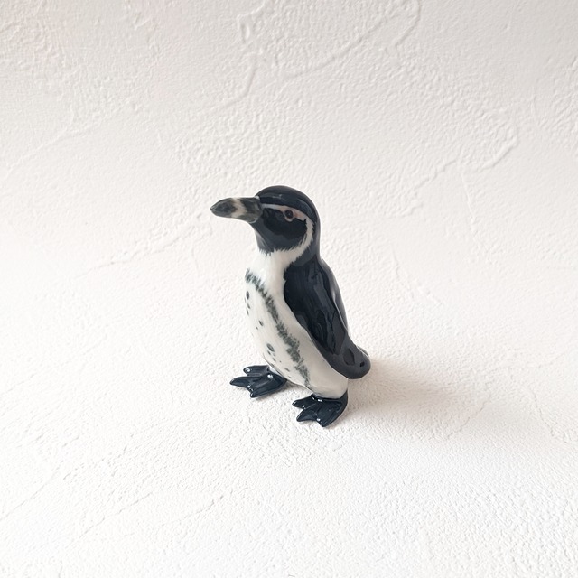 【ミニチュア陶器】 Penguin
