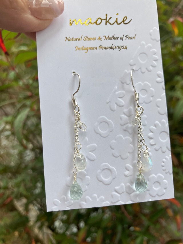 アクアマリンのピアス　シルバーフィルド