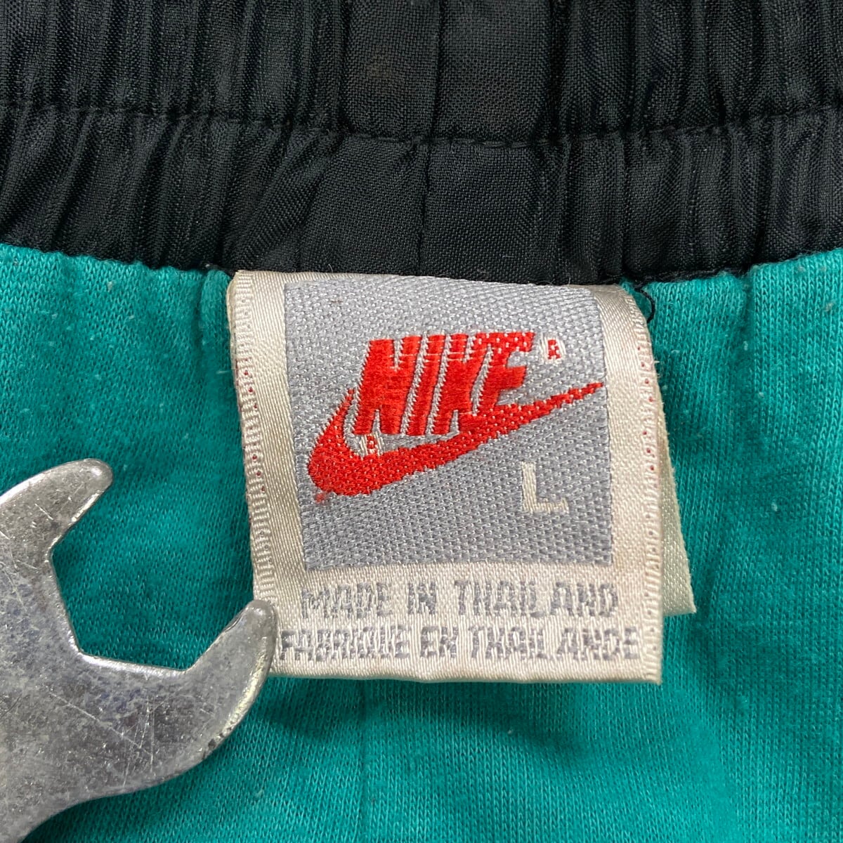 90年代 銀タグ NIKE ナイキ ナイロントラックパンツ メンズL 古着 90s
