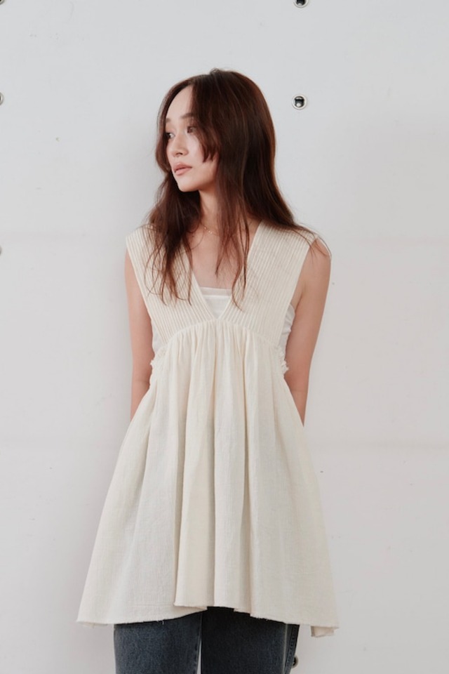 Hella  cotton crepe gather top　コットンクレープギャザートップス  Ivory