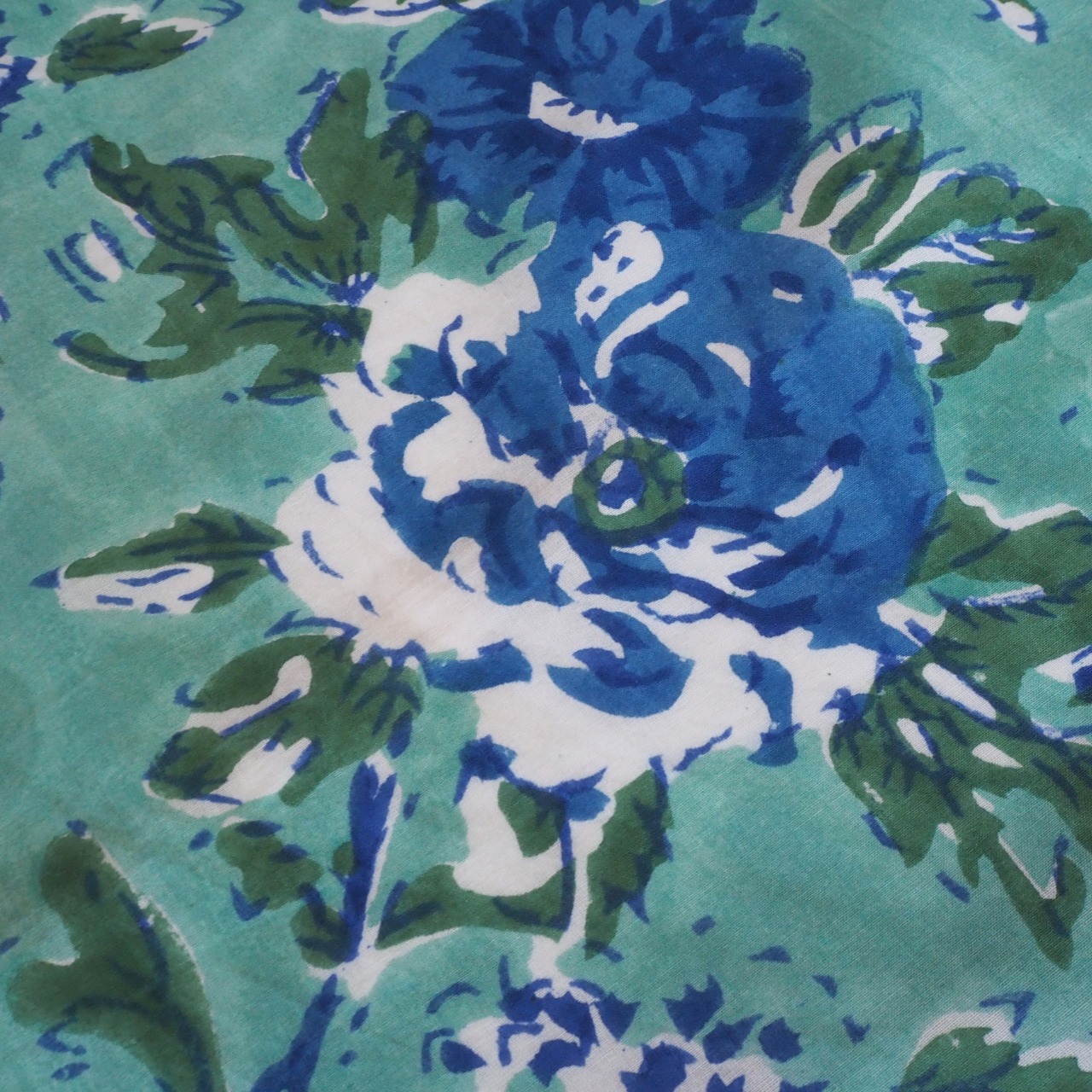 ブロックプリント生地【50cm単位】インド綿  花柄 緑×青 #17629-GR2