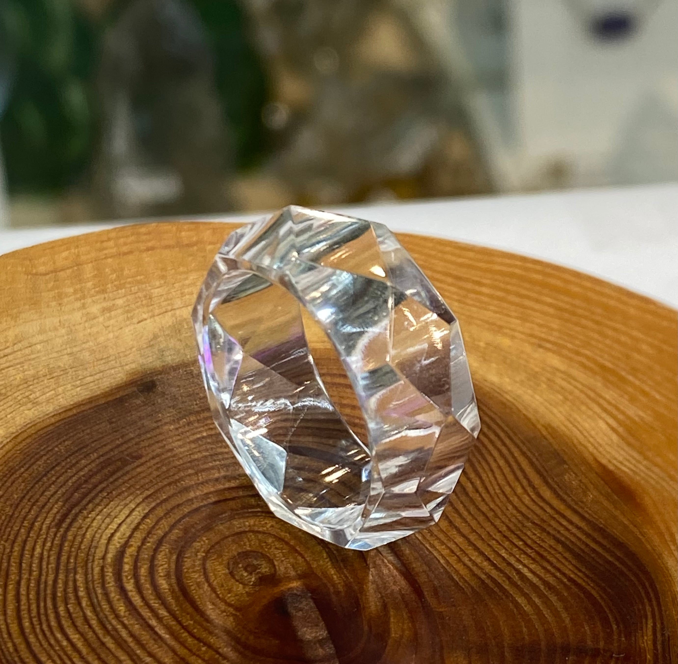 ジグ厳選　ガネッシュヒマール産ヒマラヤ水晶　くりぬきリング13号　カット 厳選 ガネッシュヒマール産ヒマラヤ水晶 くりぬきリング13号 手作り