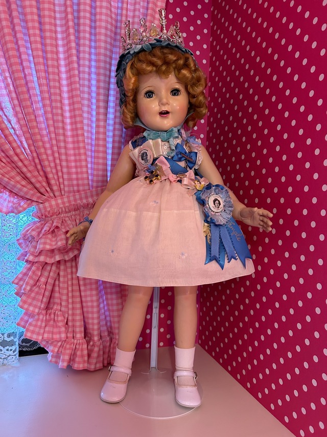 ヴィンテージのコンポジション　シャーリーテンプルドール Big スタンド付 (250506)