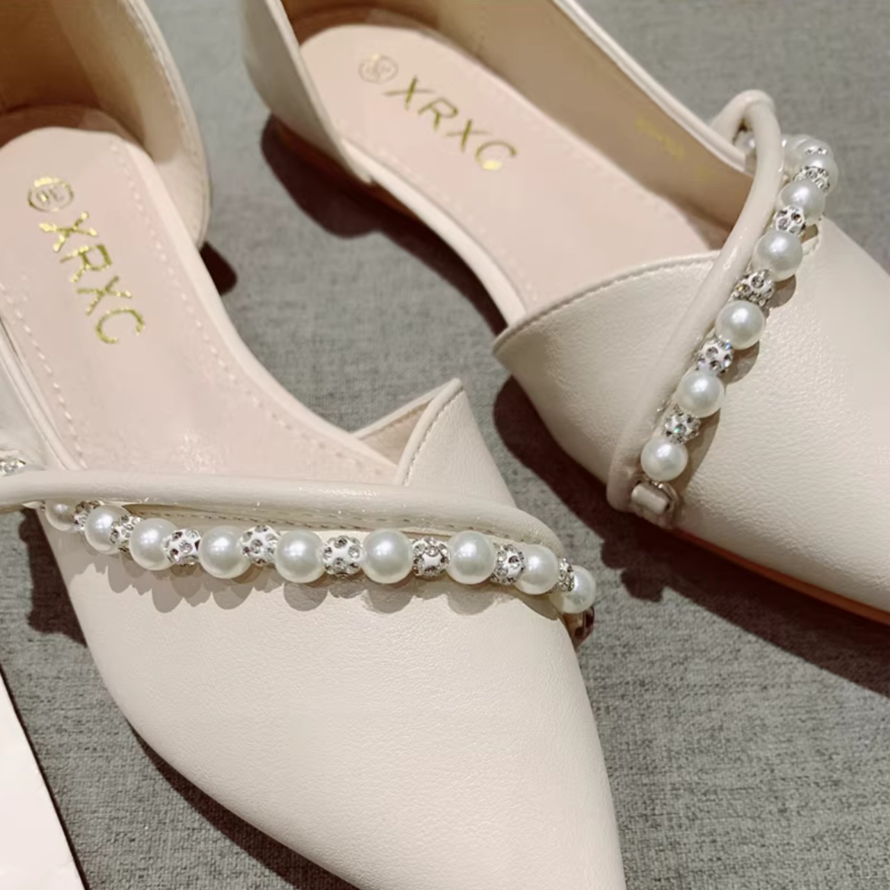 ビジュー付き ポインテッドトゥ フラットパンプス 00185・画像4