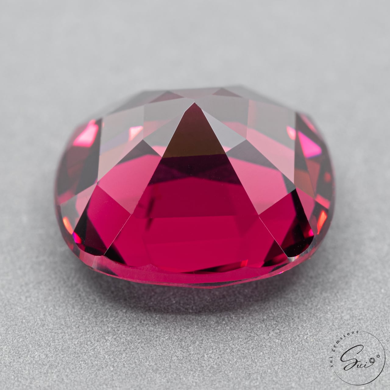 天然 ロードライトガーネット・パープリッシュレッド 4.02ct GLC簡易