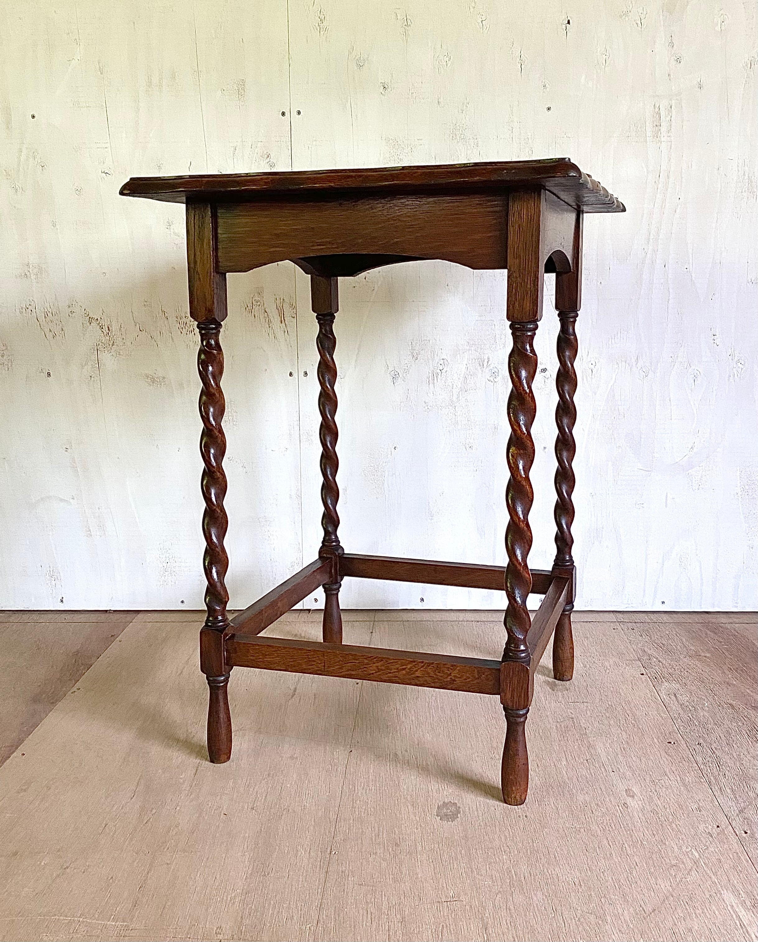 店舗什器 | giraffes craft