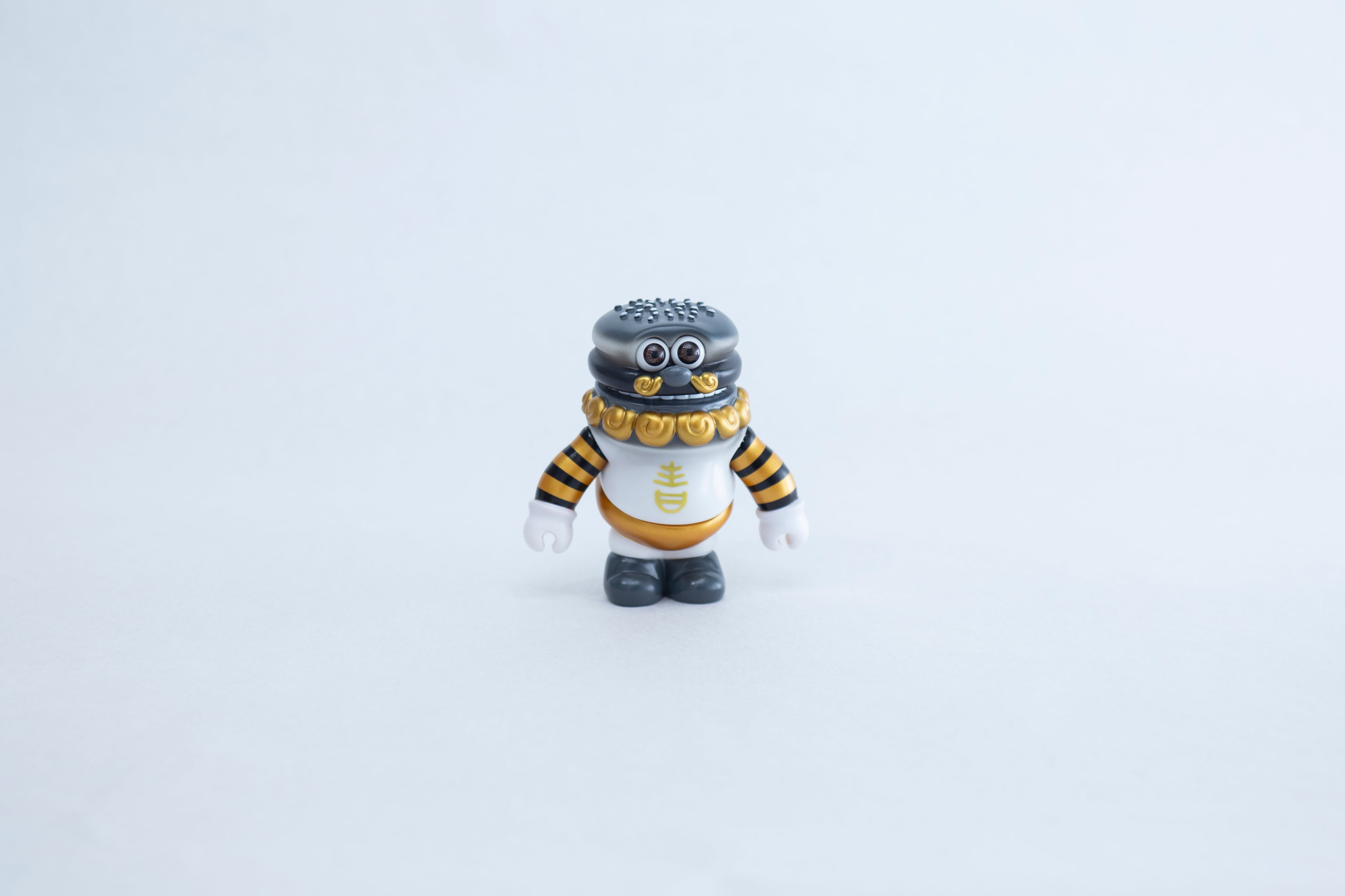 BURGERMAN 青坊主別注4周年限定カラー(金)KINGSTOY × 青坊主ソフビ / sofubi