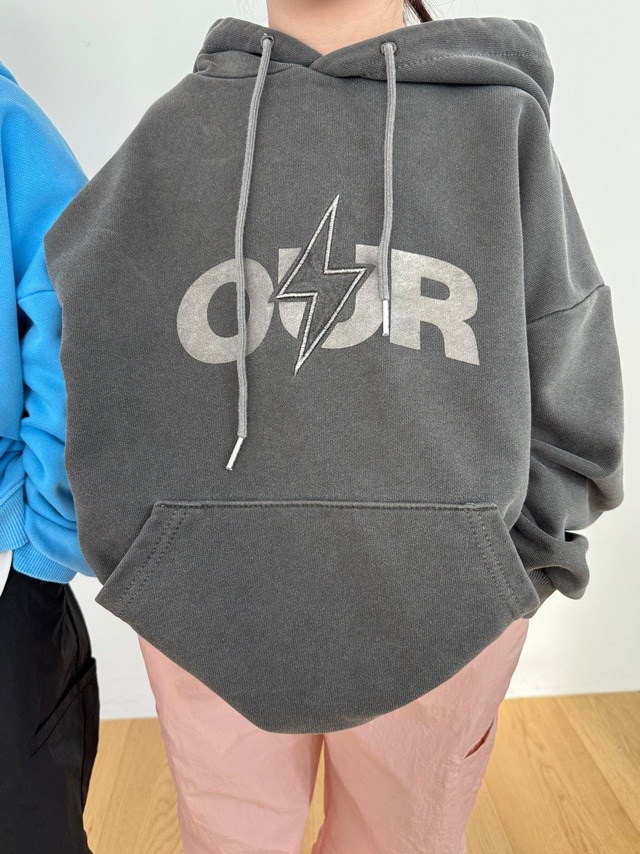【予約】 pigment storm hoodie/ our(junior)